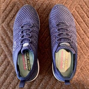 sport active Skechers